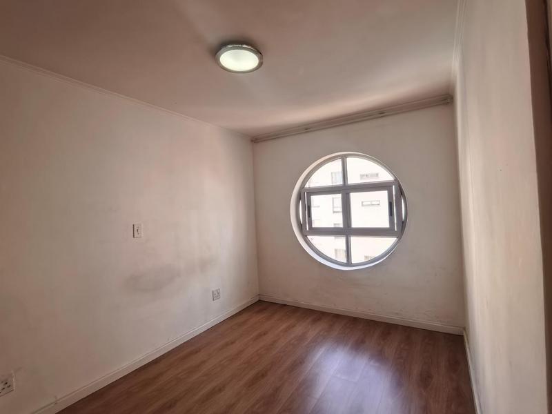 To Let 1 Bedroom Property for Rent in Claremont Upper Western Cape